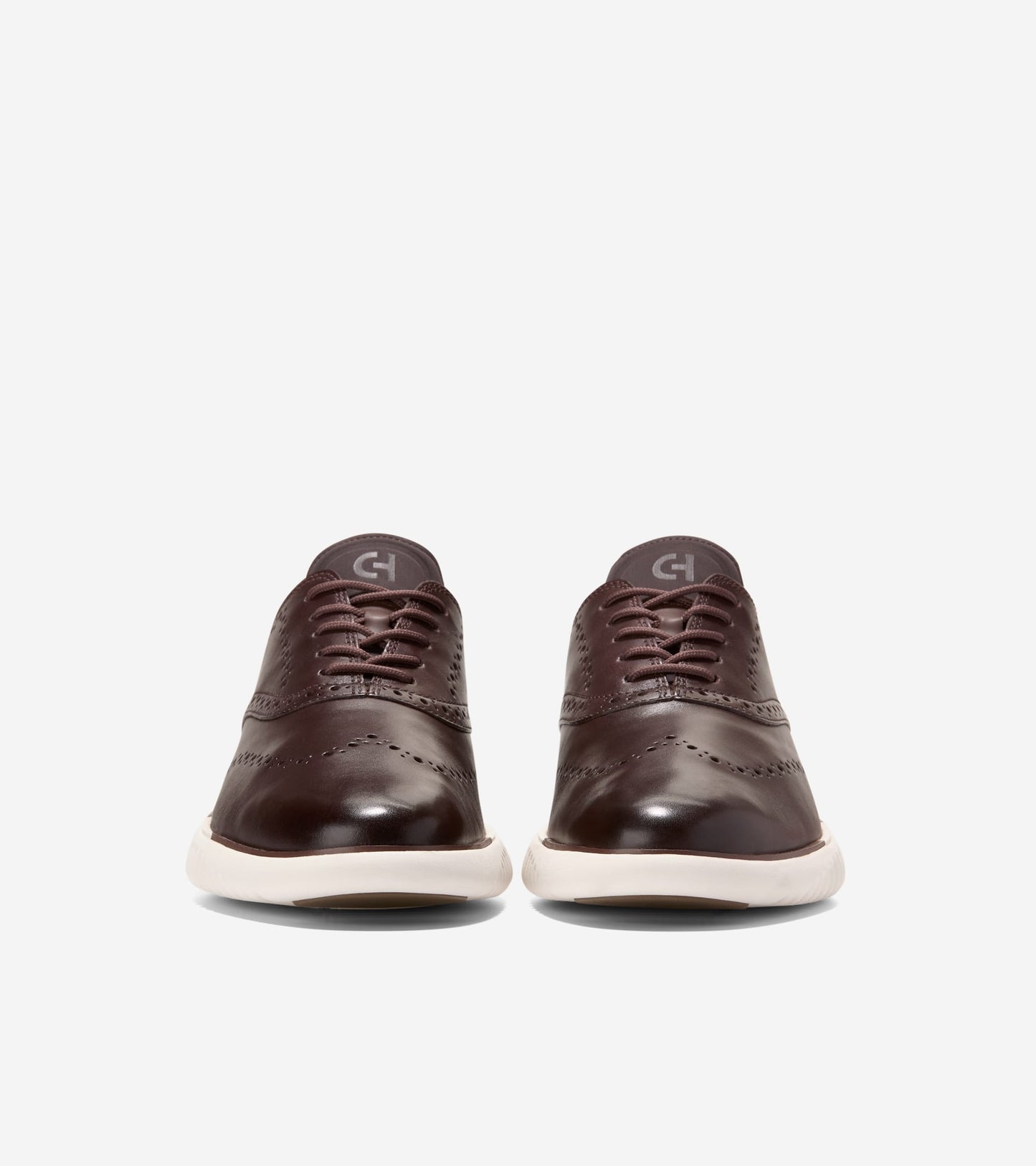 2.Zerøgrand Evo Wingtip Quick-On Oxfords
