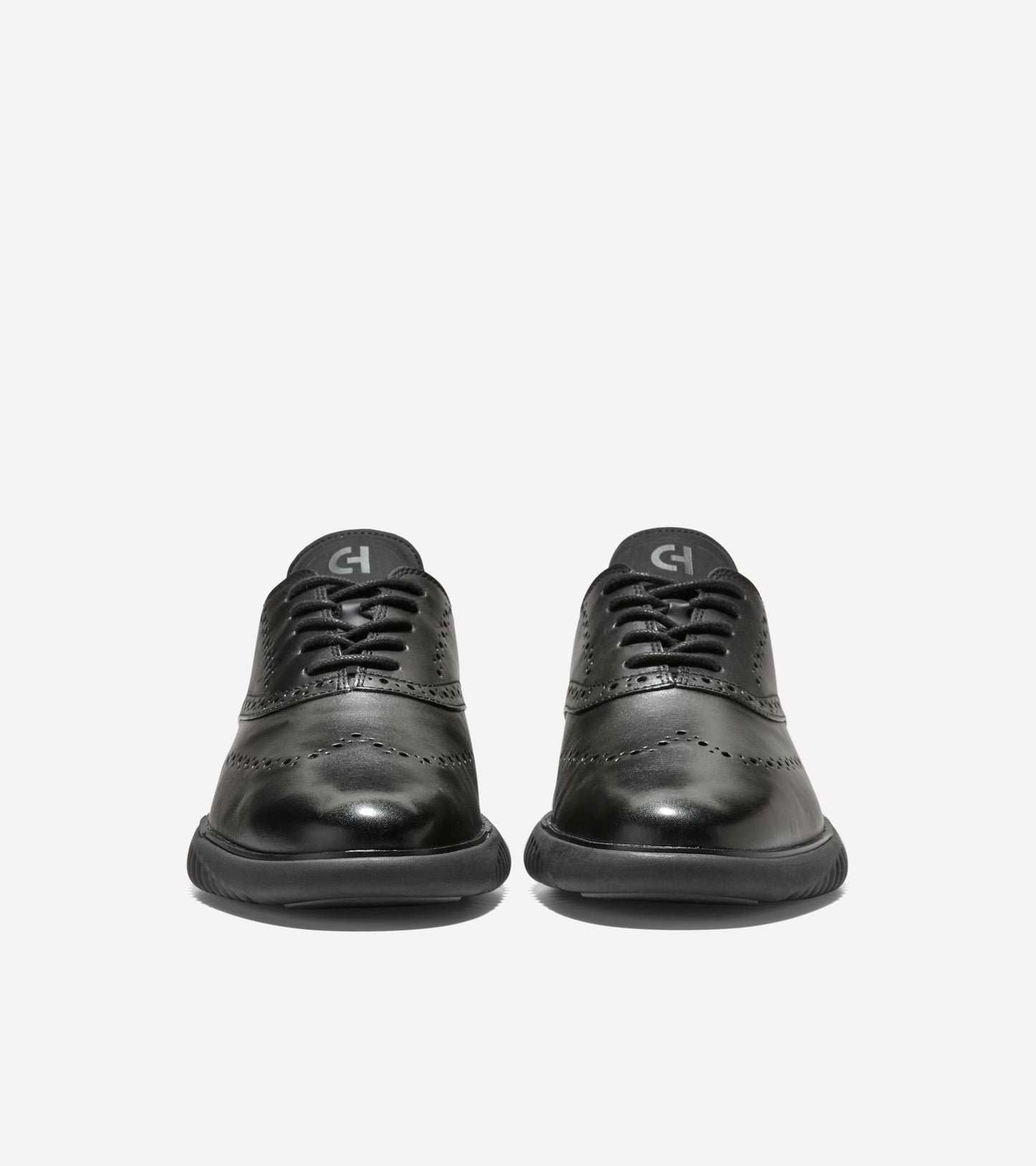 2.Zerøgrand Evo Wingtip Quick-On Oxfords